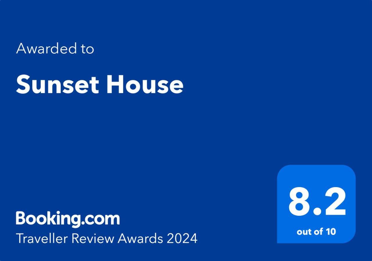Holiday home Sunset House